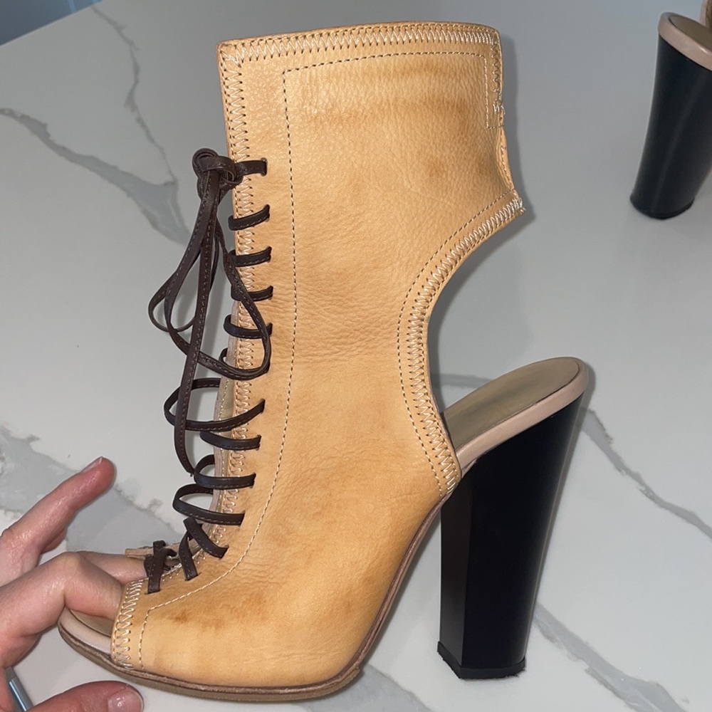 Tan Leather Lace-Up Heeled Sandals size 6 (36 ITaly) - Picture 5 of 10